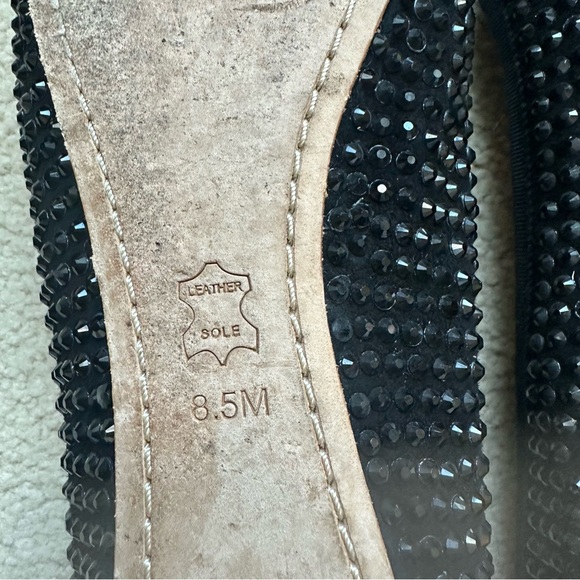 Tory Burch Black Studded Flats Size 8.5. - Picture 5 of 5